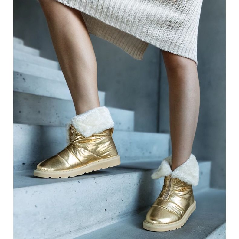 Edidda guldisolerade snöstövlar med krage gyllene 1