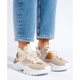 Moderiktiga sneakers med snörning beige 1