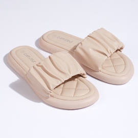 Rugiga beige flipflops för kvinnor 1