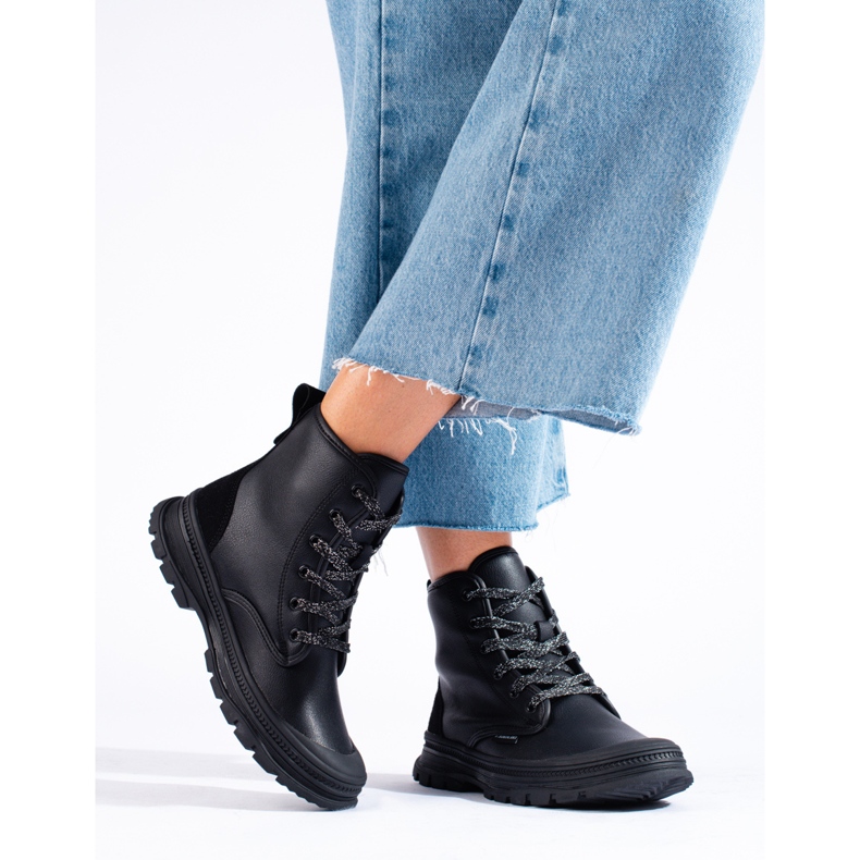 T.Sokolski Sokolski damstövlar med snörning av ekologiskt läder svart 2