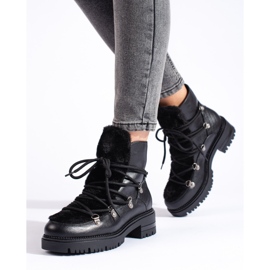 W. Potocki Svarta snöstövlar för kvinnor med päls från Potocki 1