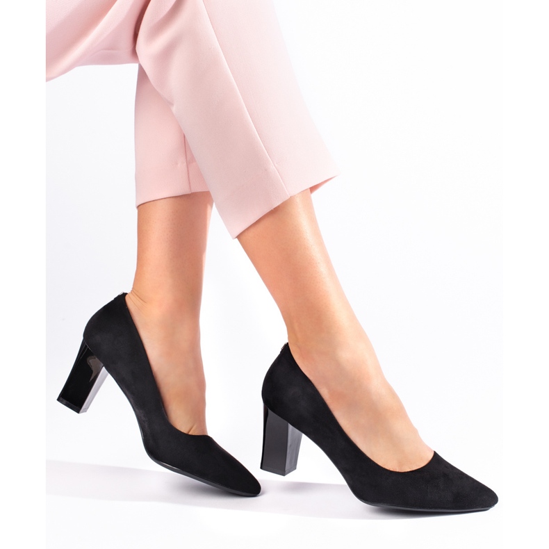 Svarta högklackade pumps för kvinnor från Sergio Leone 1