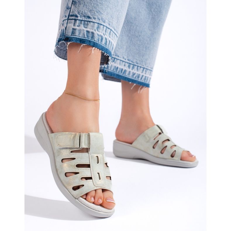 Bekväma grå flipflops för kvinnor 2