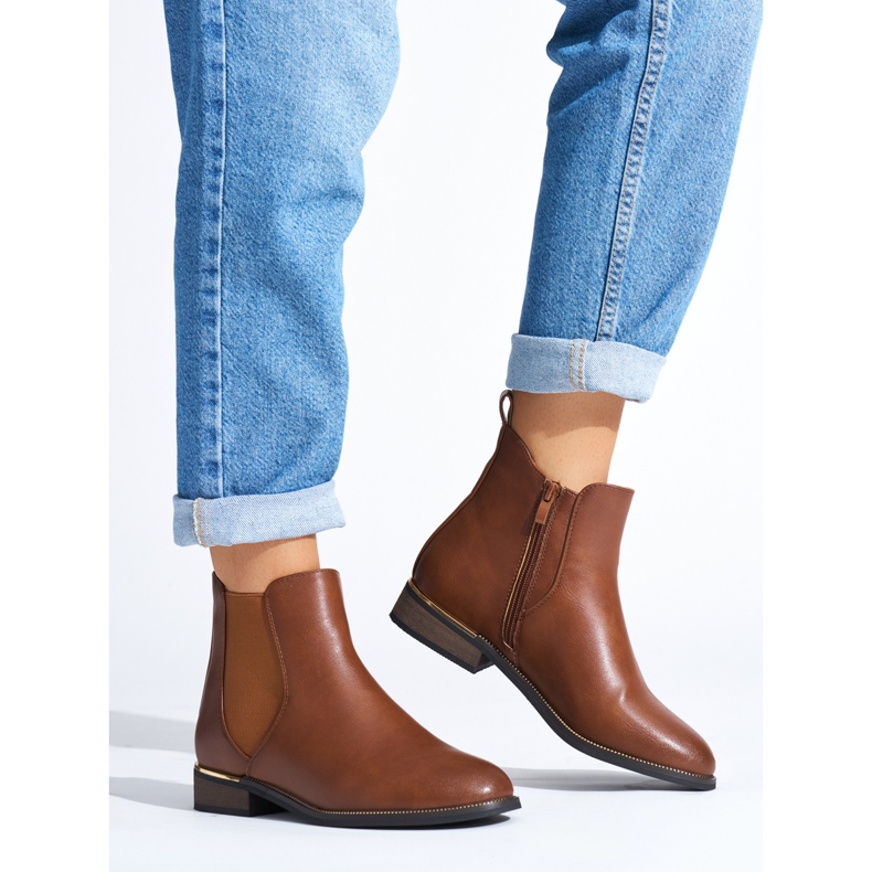 Bruna klassiska damstövlar 1