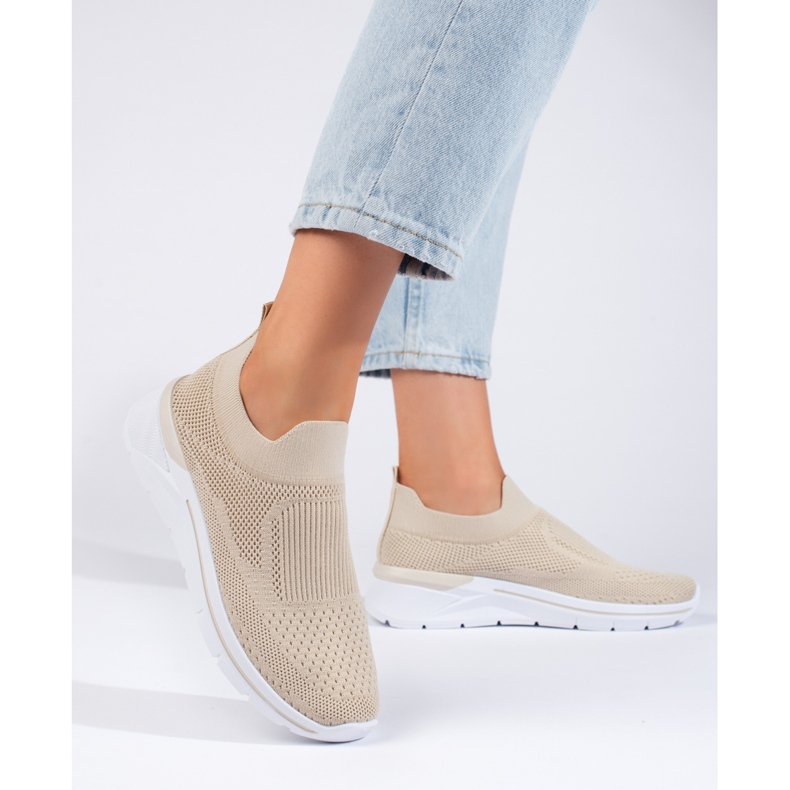 Beiga sportskor i textil beige 1