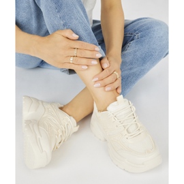 Krämfärgade sneakers med tjock sula beige 1