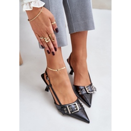 Svarta Zeisia patentstiletter med spänne 2