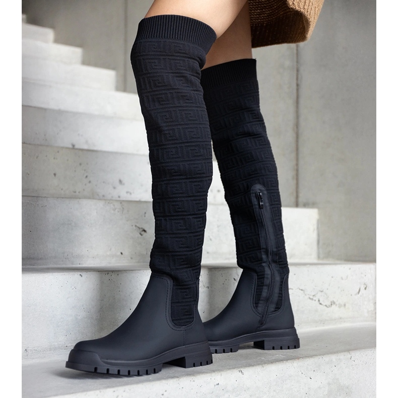 Svarta tygstövlar med en matt finish Scarlett 1