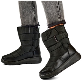 Svarta, isolerade snökängor med kardborreband 2