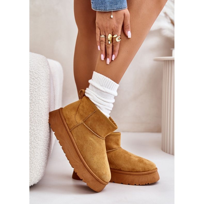 News Låga kvinnors snöstövlar på plattformen isolerad med kamelpäls brun 2