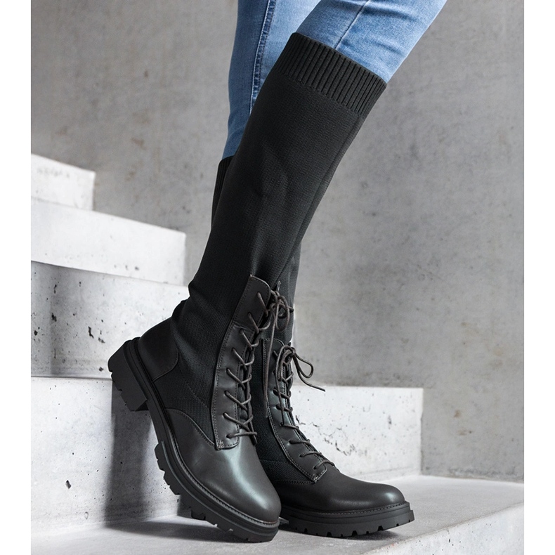 Gröna slip-on boots med en ovandel i flexibelt material från Luana 1