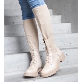 Beiga slip-on boots med en ovandel i flexibelt material från Luana beige 1