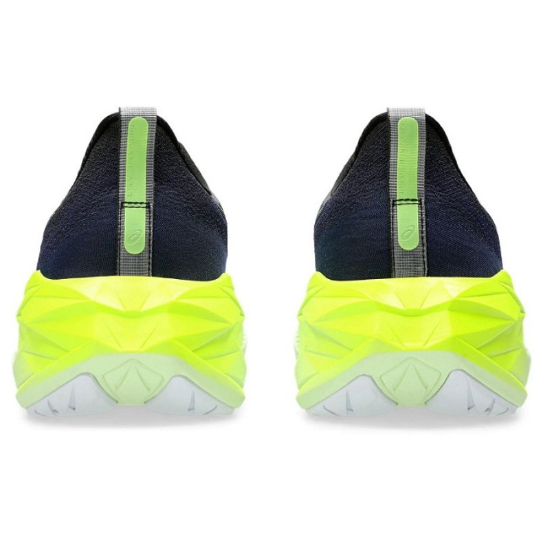 Asics Novablast 4 skor 1011B693-003 svart 2