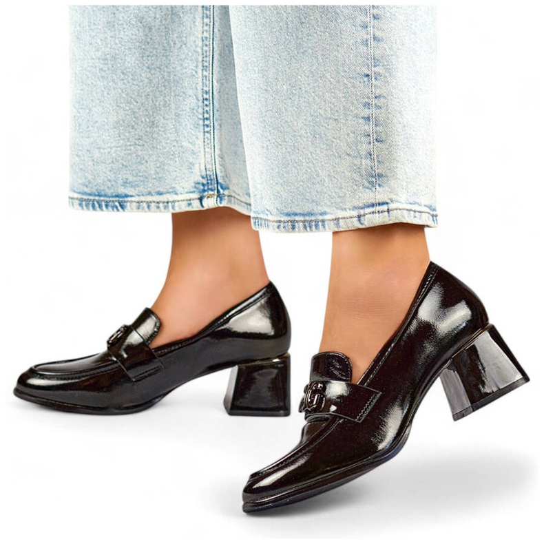 Lågklackade damskor, patentsvarta, GD-FL475B 1