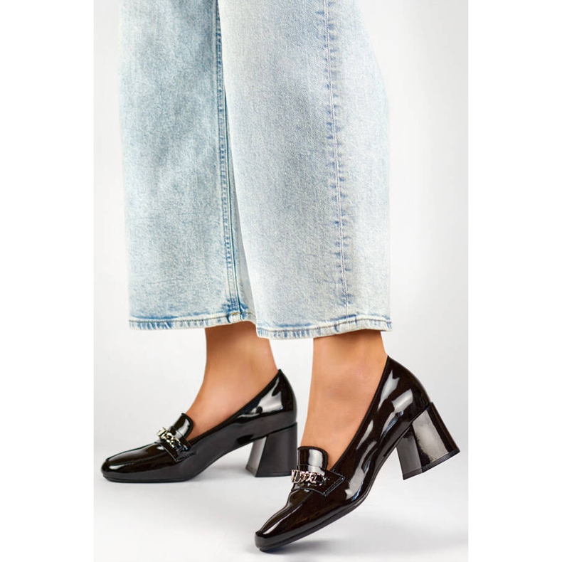 Högklackade damskor med dekoration, svart 24-58242B 2