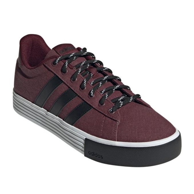 Adidas Daily 4.0 IH0316 skor röd 1