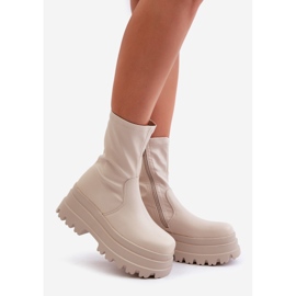 Ljusbeige Florinara ankelboots på en massiv plattform 1