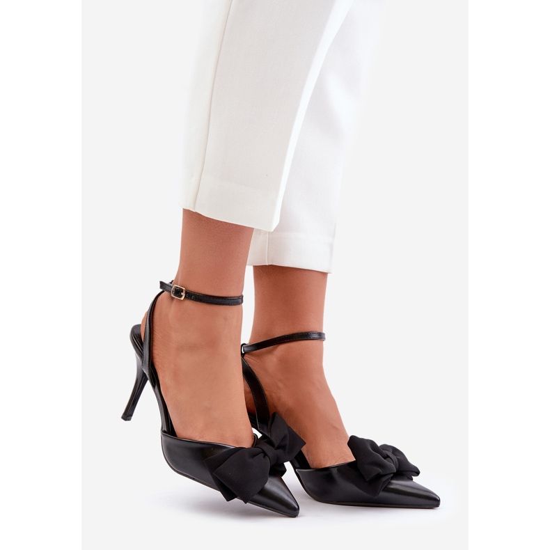Eco läder högklackat med rosett, svart Volamia 1