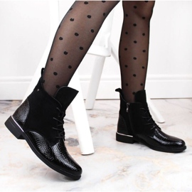 Filippo W PAW476 isolerade stövlar i svart lack 2