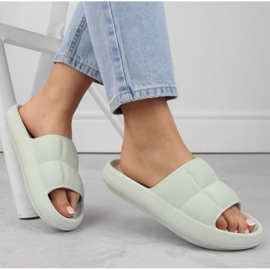 McKinley McKeylor W 76052 JAN290B flipflops grön 1