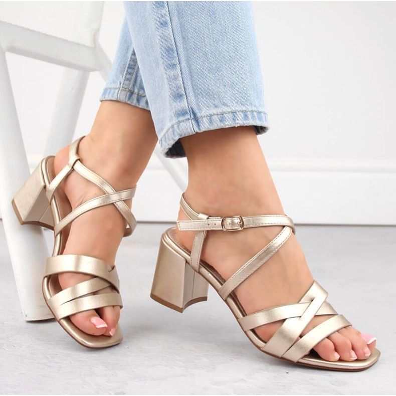 Sergio Leone W SK437 guldklacksandaler gyllene 1