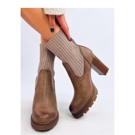 Ankelstövlar med klack i kaki brun 2