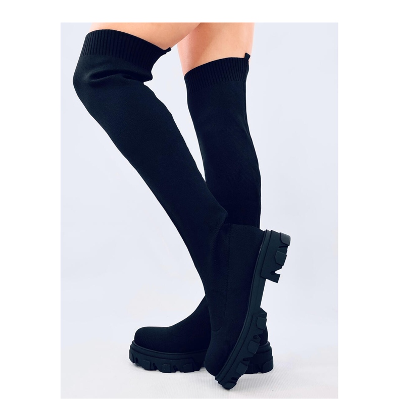 Nusses Svarta over-the-knee boots med elastisk ovandel - Inello 1