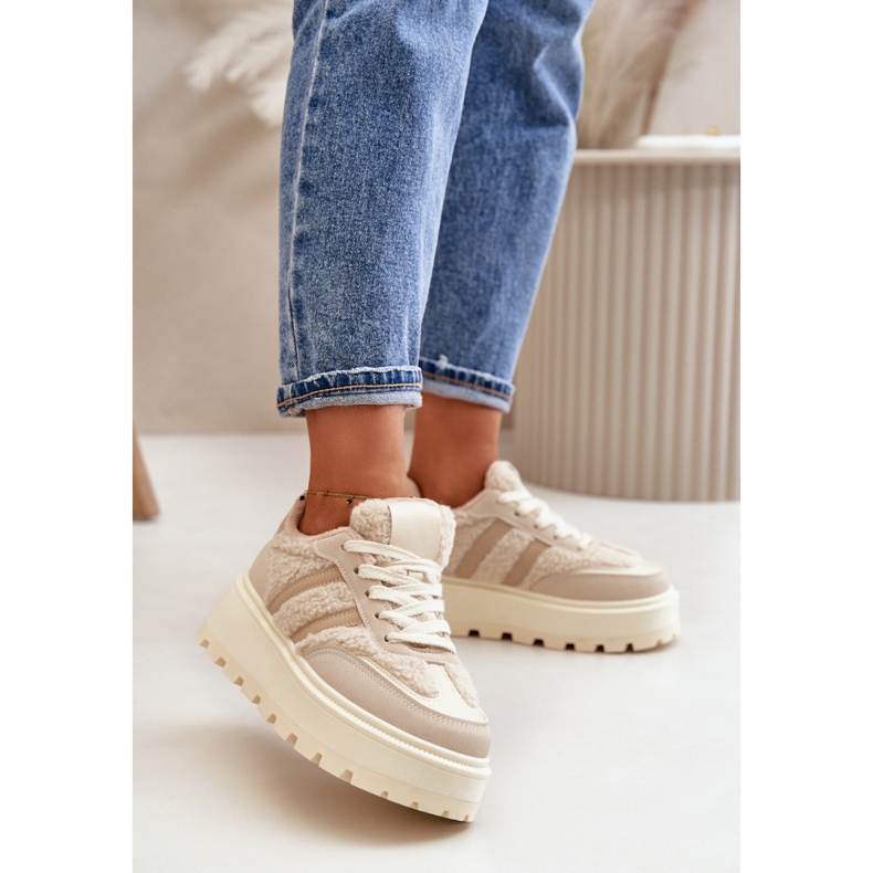 Sportskor Modell 24886 Beige 1