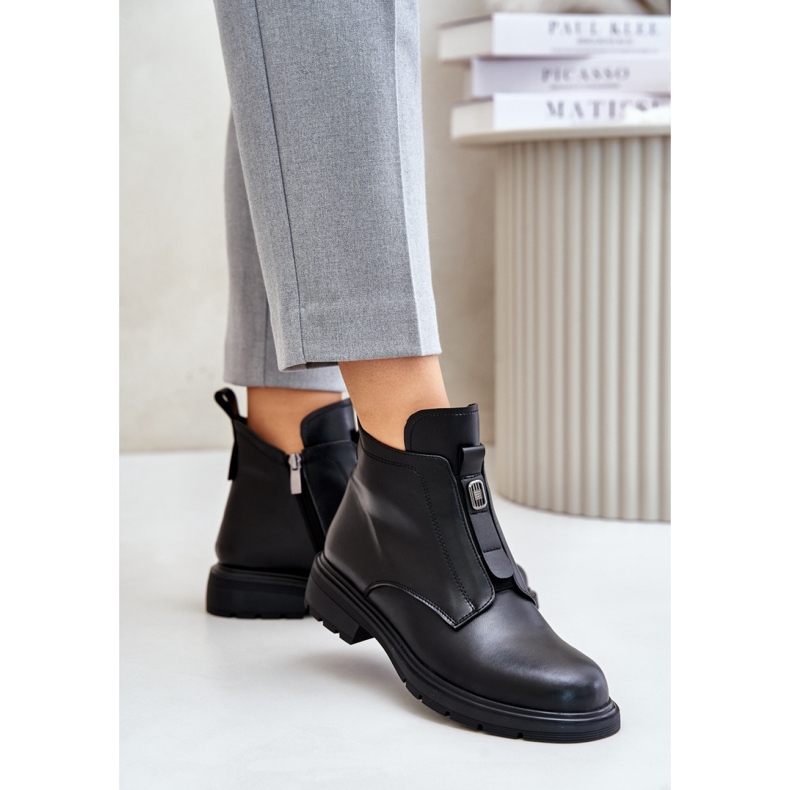 Stövlar Modell 24BT15-7459 Svart 1