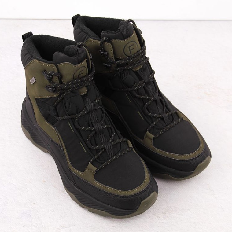 Filippo W PAW488 isolerade högklackade och platåkängor, svarta 2