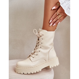 Isolerade kvinnors stövlar med beige stift 1