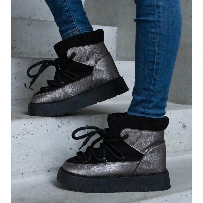 Svarta plattformssnöskor för kvinnor med pälsfoder 1