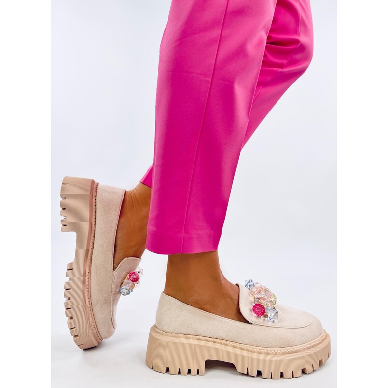 Plattmockasiner för kvinnor med stenar, beige 2