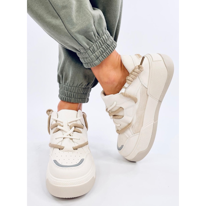 Beige plattformssneakers för kvinnor 2