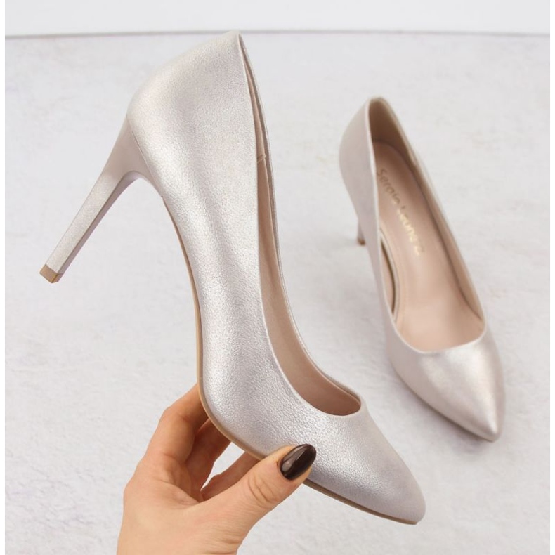 Sergio Leone 1339 pumps i beige mocka 1