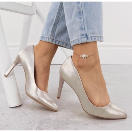 Sergio Leone 1339 pumps i beige mocka 2