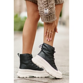 Läderisolerade sneakers på en massiv plattform Big Star OO274A599 Svart 3