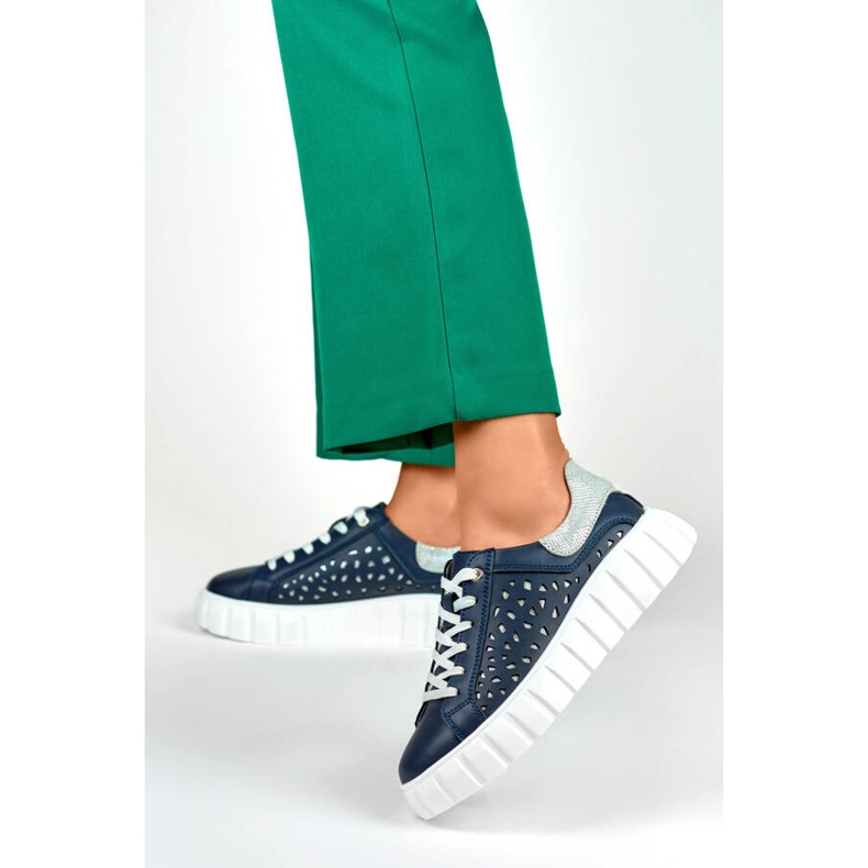 Plattformsskor i perforerat läder, marinblå GD-XF72N 2