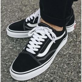 Vans Old Skool VD3HY28 skor svart 8