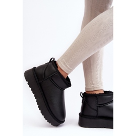 Svarta snöstövlar i läder med pälsfoder 2