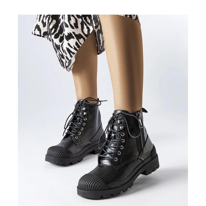 Svarta kvinnors arbetshästar Shell - Solea 1