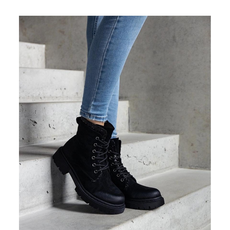 Svarta ankelboots med glänsande Prairie-inlägg - Solea 1