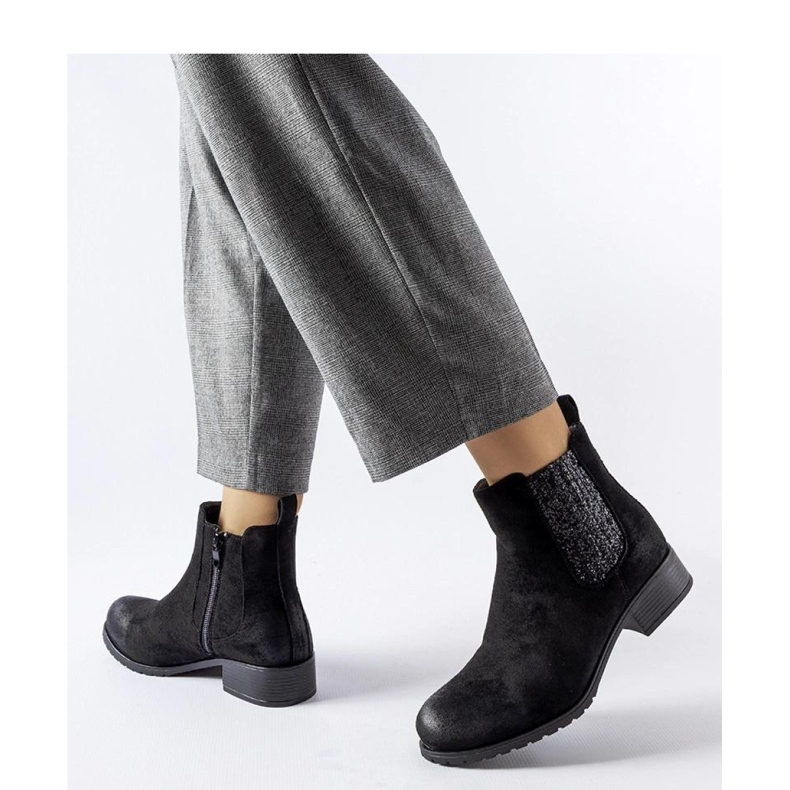 Svarta platta ankelboots med dekorativt inlägg från Arnoux - Solea 1