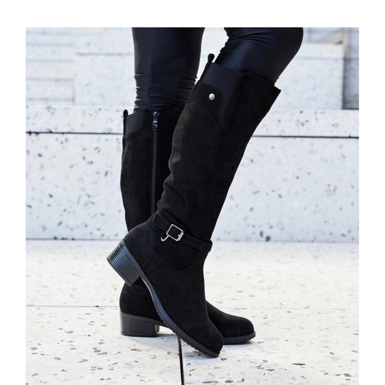 Svarta isolerade stövlar i eko-mocka från Castelvetro - Solea 1