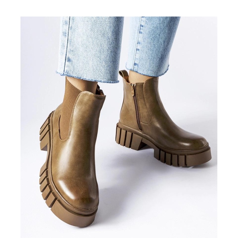 Bruna Chelsea-stövlar från Giusy - Solea 1