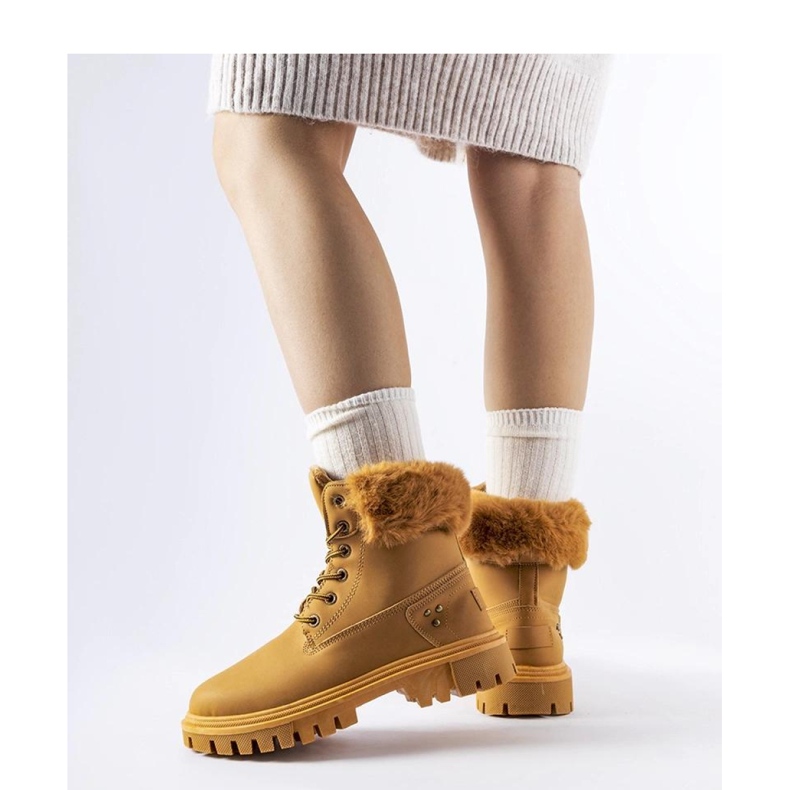 Bruna stövlar med dekorativ päls från Albert - Solea 1