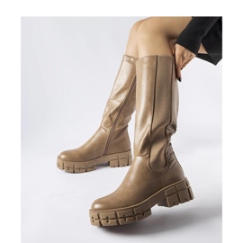 Bruna isolerade platta stövlar från Ceredano - Solea 1