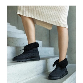 Svarta isolerade snöstövlar med manschett Caellita - Solea 1