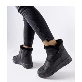 Svarta isolerade snöstövlar med dragkedja 1