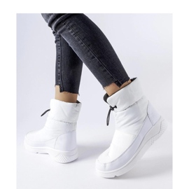 Vita isolerade snöstövlar för kvinnor 1